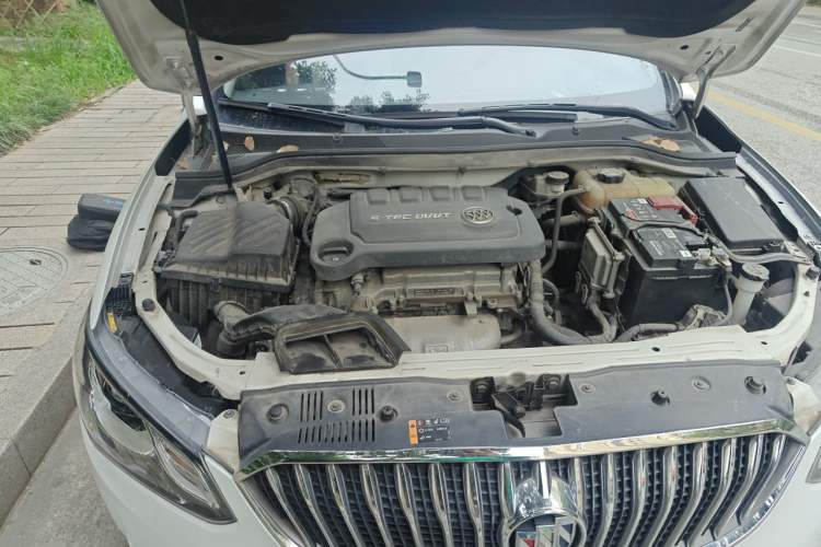 Used Buick GT 2016 15N Automatic Luxury Edition Engine Bay Right