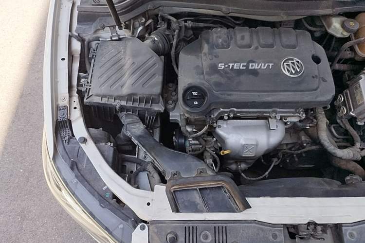 Used Buick GT 2016 15N Automatic Elite Edition Engine Bay Right