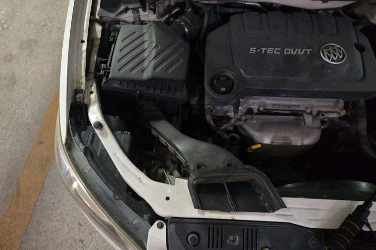 Used Buick GT 2016 15N Automatic Elite Edition Engine Bay Right