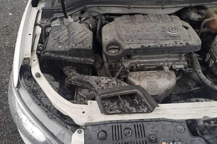 Used Buick GT 2016 15N Automatic Elite Edition Engine Bay Right