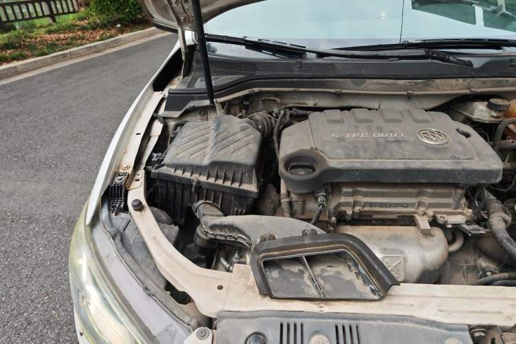Used Buick GT 2016 15N Automatic Elite Edition Engine Bay Right