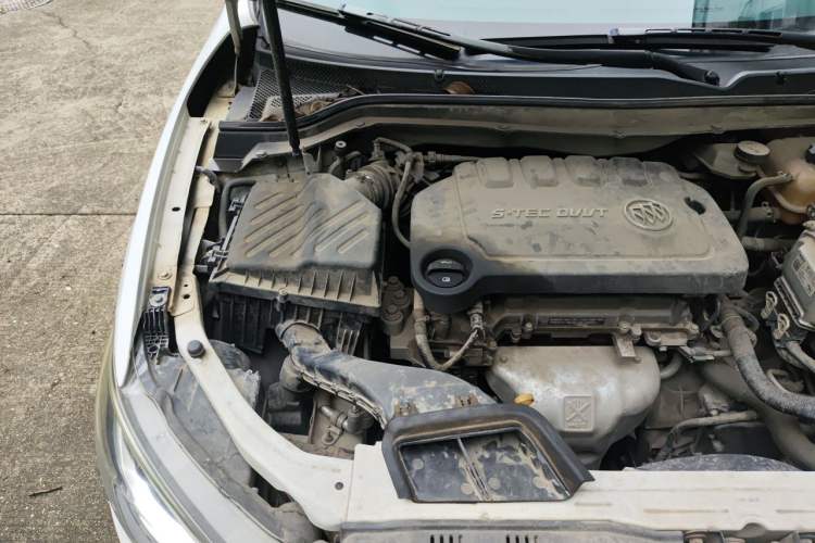 Used Buick GT 2016 15N Automatic Elite Edition Engine Bay Right