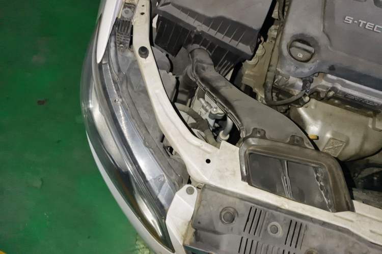 Used Buick GT 2016 15N Automatic Elite Edition Engine Bay Right
