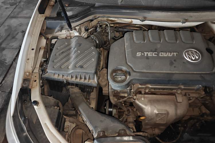 Used Buick GT 2016 15N Automatic Elite Edition Engine Bay Right