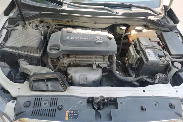 Used Buick GT 2016 15N Automatic Luxury Edition Engine Bay