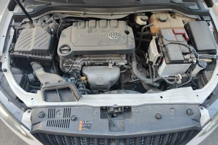Used Buick GT 2016 15N Automatic Elite Edition Engine Bay