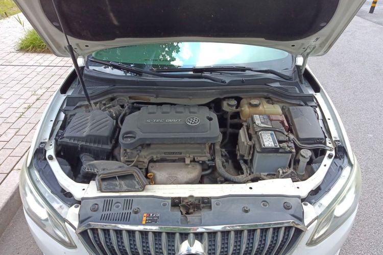 Used Buick GT 2016 15N Automatic Elite Edition Engine Bay