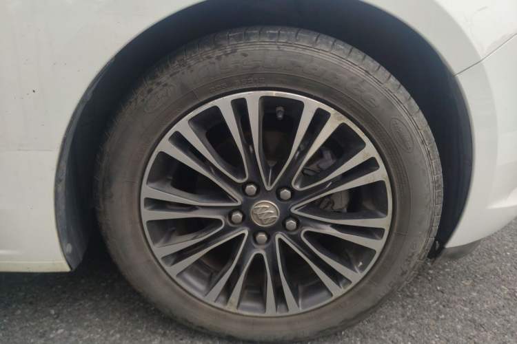 Used Buick GT 2016 18T Dual-Clutch Elite Model Exterior 1