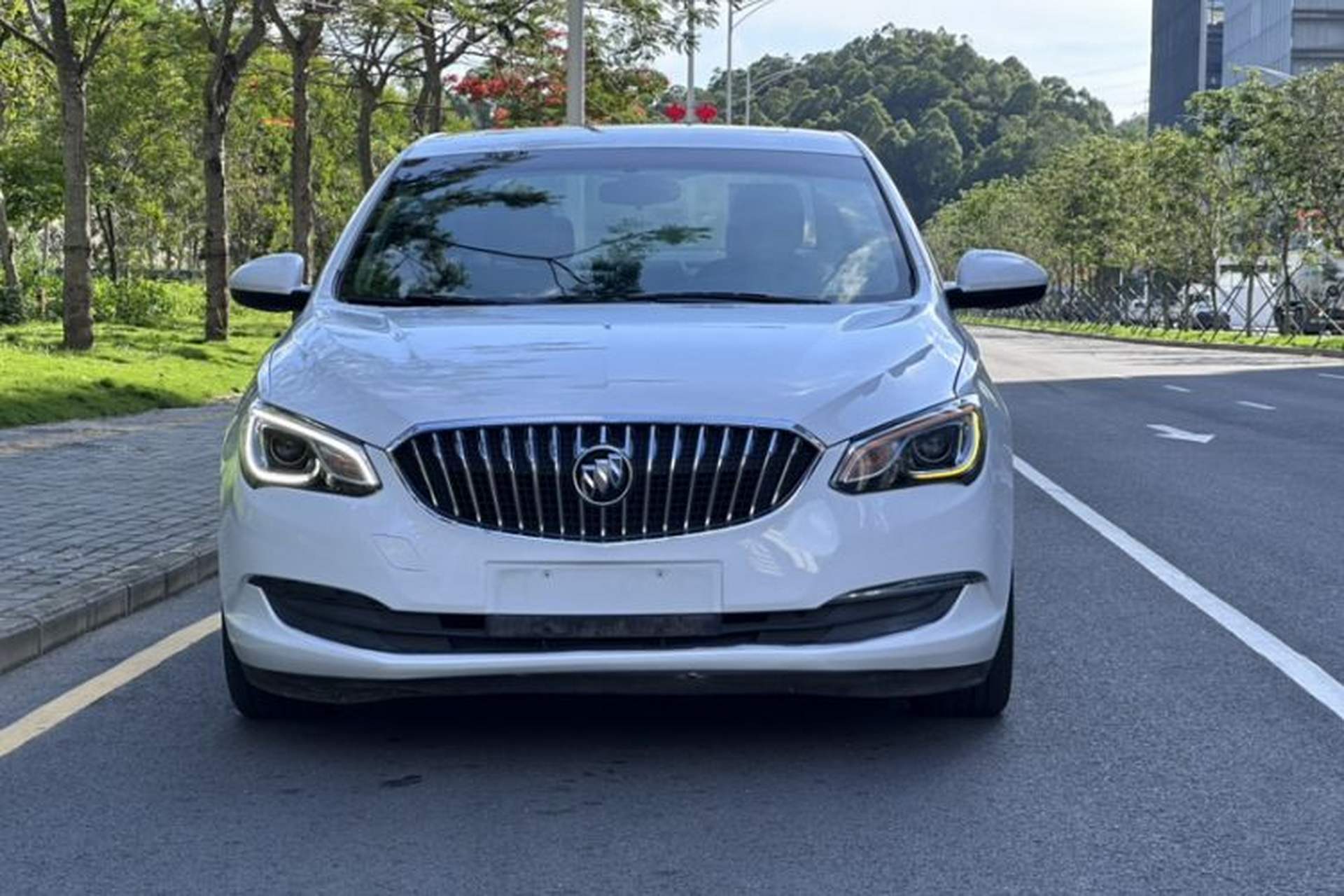 Used Buick GT 2016 15N Automatic Elite Edition Exterior 11