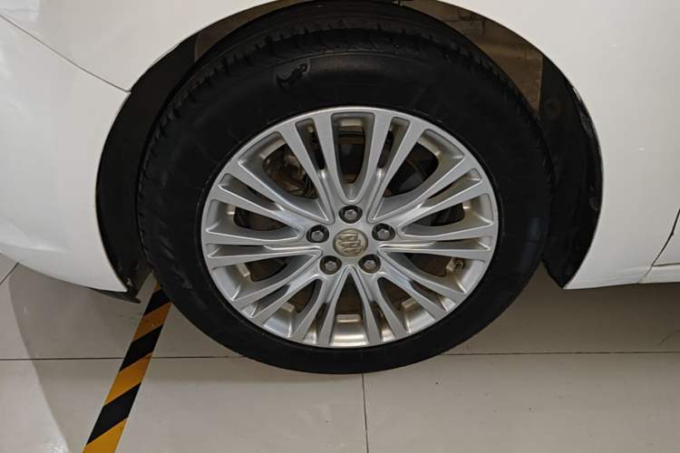 Used Buick GT 2016 15N Automatic Elite Edition Exterior 2