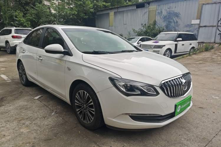 Used Buick GT 2016 18T Dual-Clutch Luxury Model Front Right 45 Deg