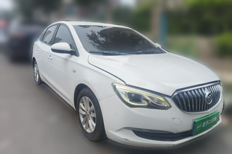 Used Buick GT 2016 15N Automatic Entry-Level Trim Front Right 45 Deg