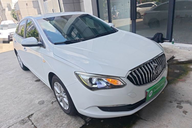 Used Buick GT 2016 15N Automatic Entry-Level Trim Front Right 45 Deg