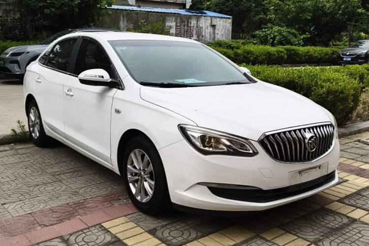 Used Buick GT 2016 15N Automatic Entry-Level Trim Front Right 45 Deg