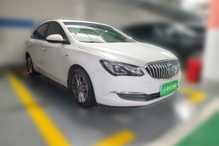 Used Buick GT 2016 15N Automatic Luxury Edition Front Right 45 Deg