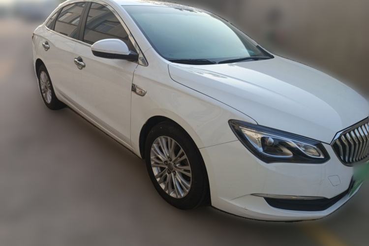 Used Buick GT 2016 15N Automatic Luxury Edition Front Right 45 Deg