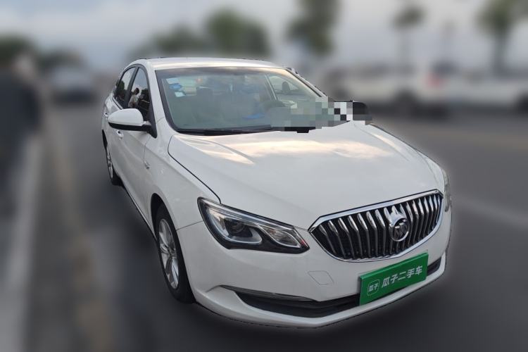 Used Buick GT 2016 15N Automatic Entry-Level Trim Front Right 45 Deg