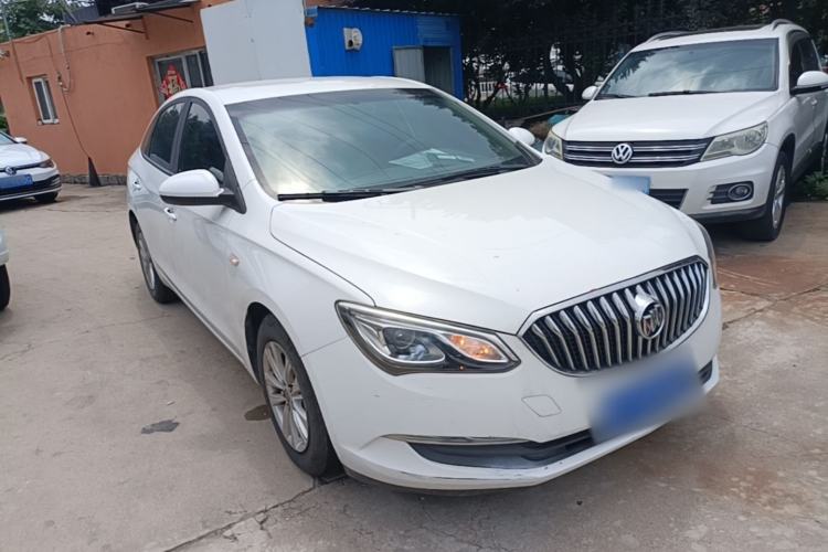 Used Buick GT 2016 15N Automatic Entry-Level Trim Front Right 45 Deg