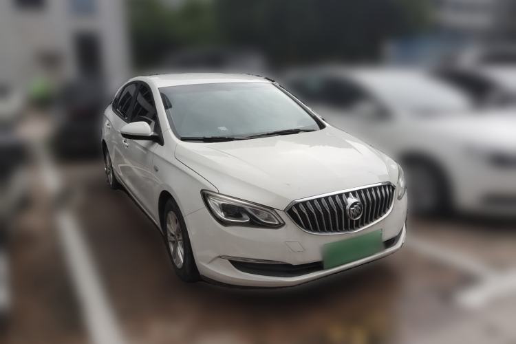Used Buick GT 2016 15N Automatic Entry-Level Trim Front Right 45 Deg
