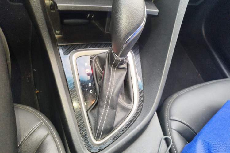Used Buick GT 2016 15N Automatic Luxury Edition Gear Lever