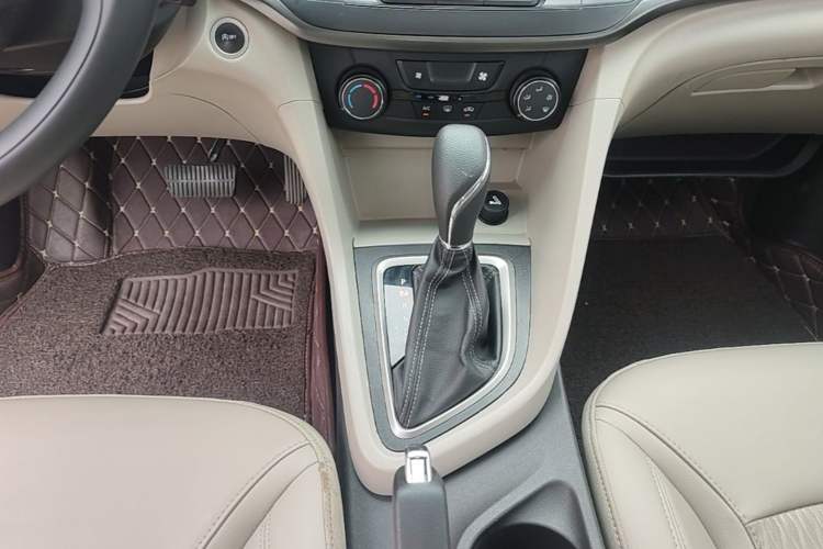 Used Buick GT 2016 15N Automatic Elite Edition Gear Lever