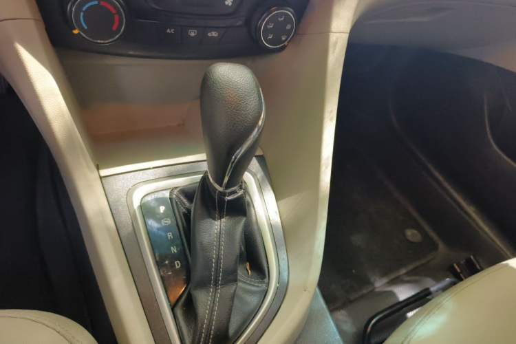 Used Buick GT 2016 15N Automatic Elite Edition Gear Lever