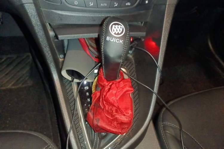 Used Buick GT 2016 15N Automatic Luxury Edition Gear Lever