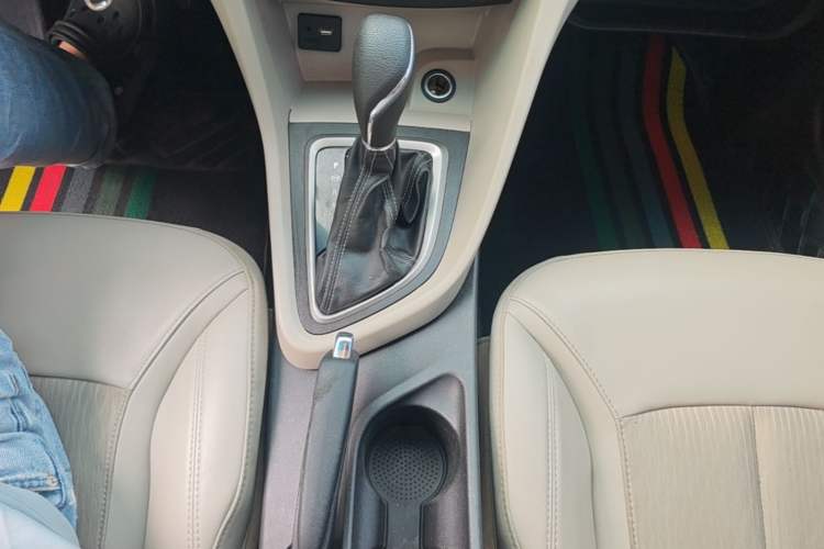Used Buick GT 2016 15N Automatic Elite Edition Gear Lever