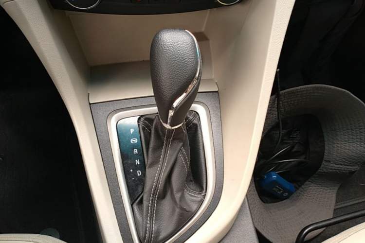 Used Buick GT 2016 15N Automatic Elite Edition Gear Lever