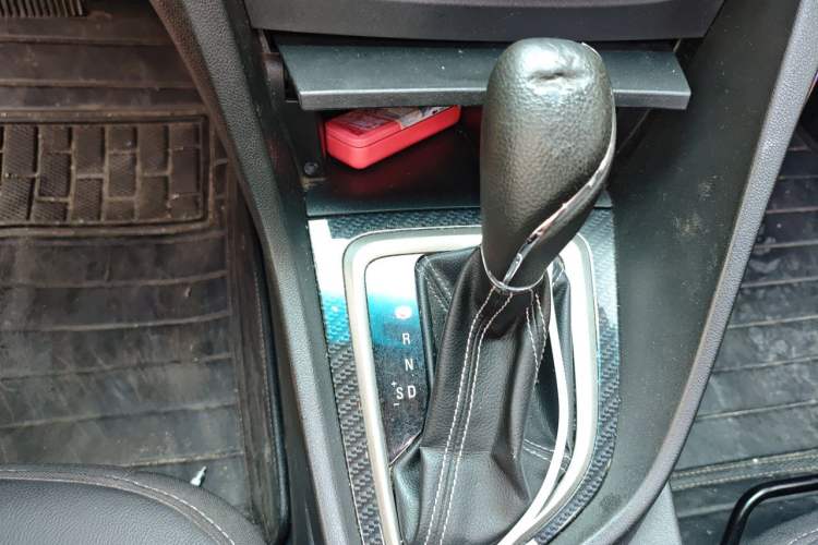 Used Buick GT 2016 18T Dual-Clutch Luxury Model Gear Lever