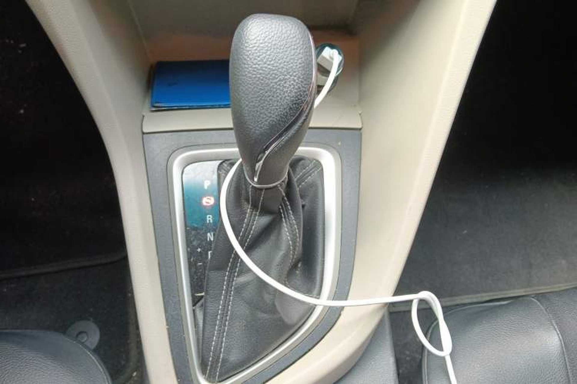 Used Buick GT 2016 15N Automatic Elite Edition Gear Lever