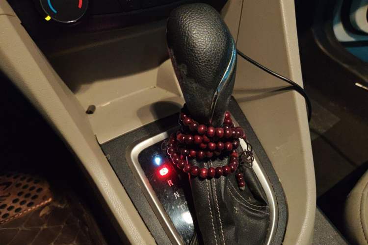 Used Buick GT 2016 15N Automatic Elite Edition Gear Lever