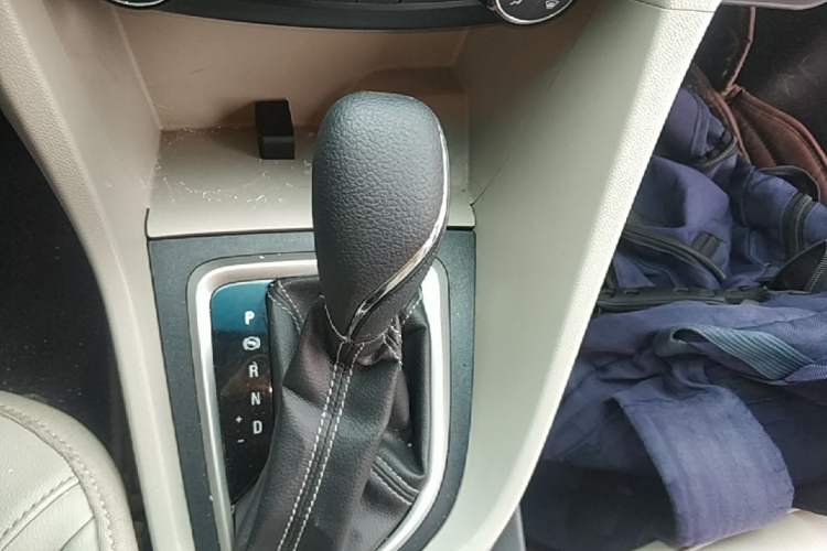 Used Buick GT 2016 15N Automatic Elite Edition Gear Lever