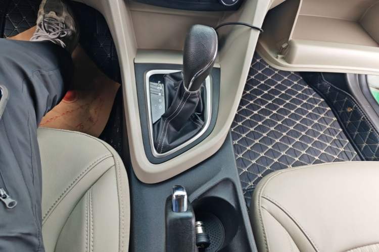 Used Buick GT 2016 15N Automatic Elite Edition Gear Lever