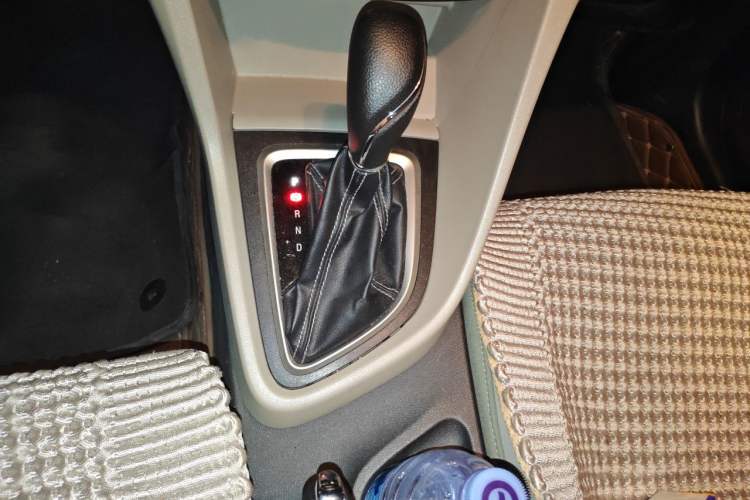 Used Buick GT 2016 15N Automatic Elite Edition Gear Lever