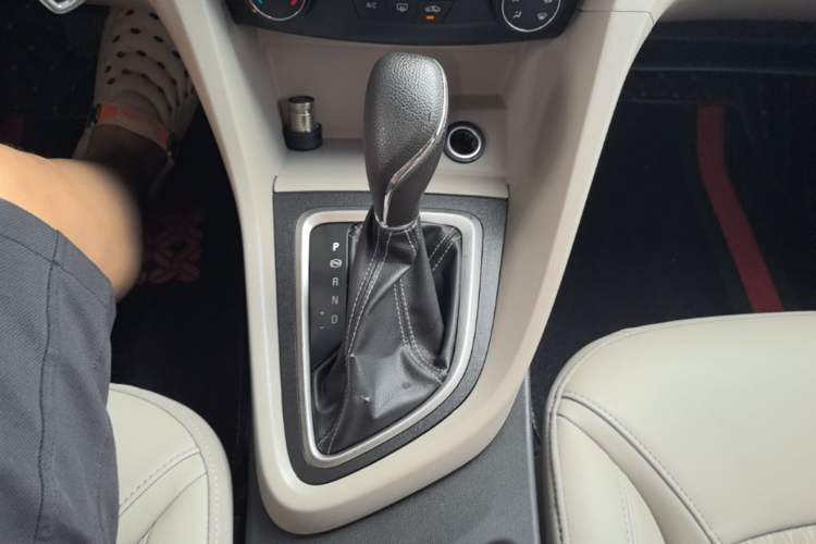 Used Buick GT 2016 15N Automatic Elite Edition Gear Lever