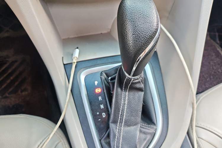Used Buick GT 2016 15N Automatic Elite Edition Gear Lever