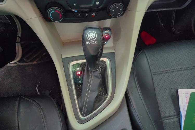 Used Buick GT 2016 15N Automatic Elite Edition Gear Lever
