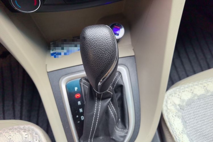 Used Buick GT 2016 15N Automatic Elite Edition Gear Lever