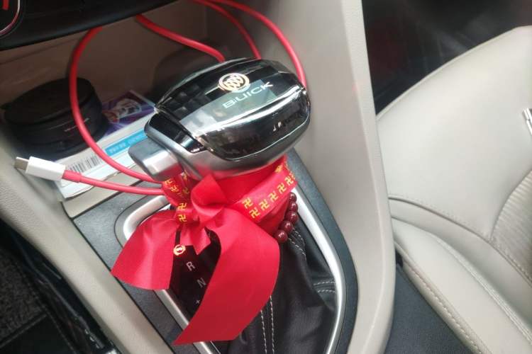 Used Buick GT 2016 15N Automatic Elite Edition Gear Lever