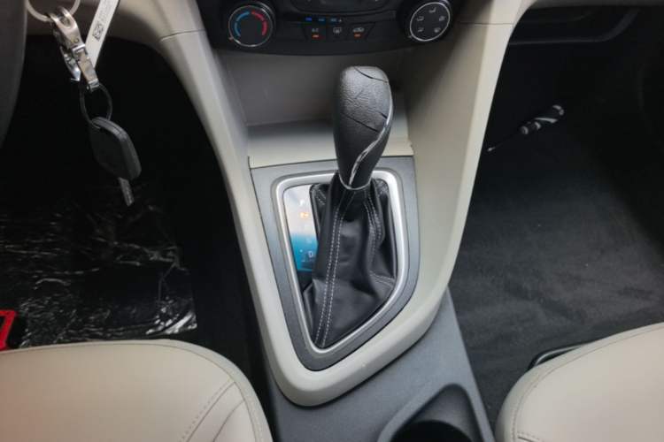 Used Buick GT 2016 15N Automatic Elite Edition Gear Lever