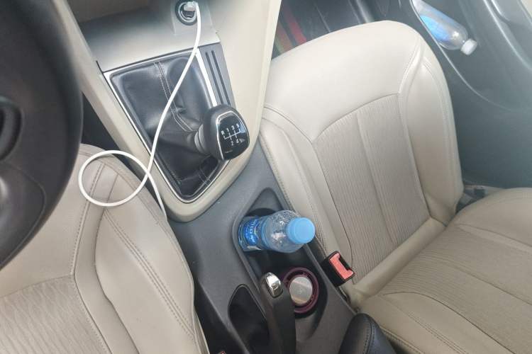 Used Buick GT 2016 15N Manual Elite Edition Gear Lever