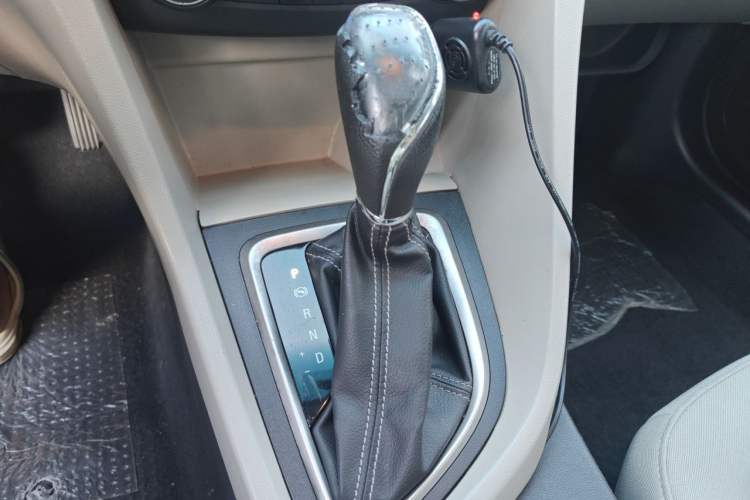 Used Buick GT 2016 15N Automatic Entry-Level Trim Gear Lever
