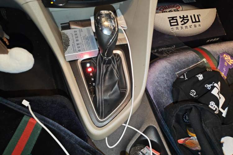 Used Buick GT 2016 15N Automatic Elite Edition Gear Lever