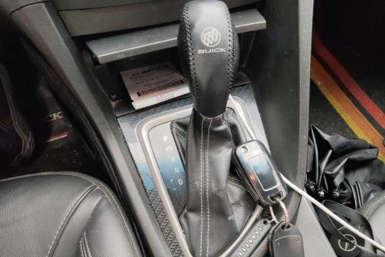 Used Buick GT 2016 15N Automatic Luxury Edition Gear Lever