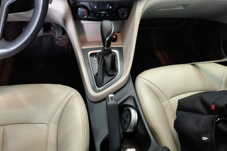 Used Buick GT 2016 15N Automatic Elite Edition Gear Lever