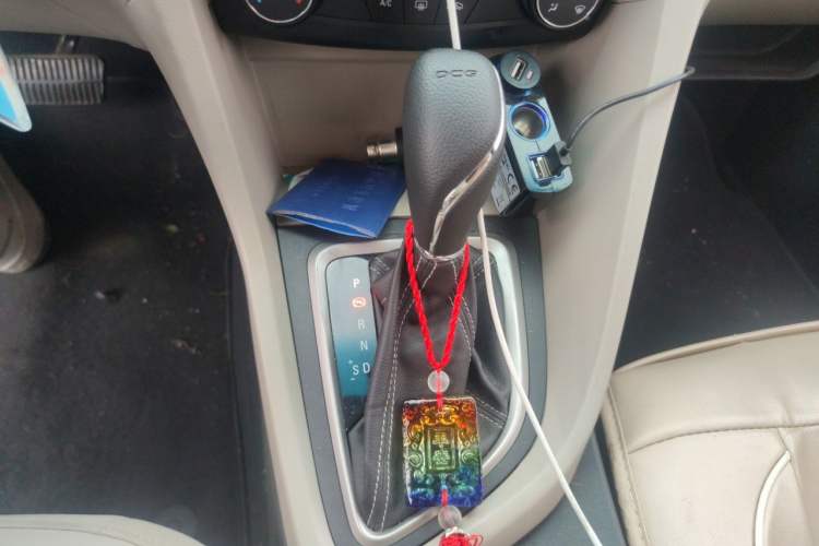 Used Buick GT 2016 18T Dual-Clutch Elite Model Gear Lever