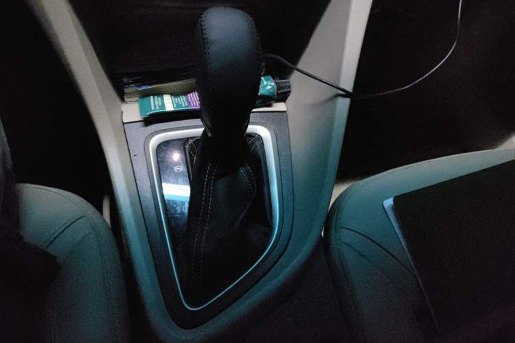 Used Buick GT 2016 18T Dual-Clutch Elite Model Gear Lever