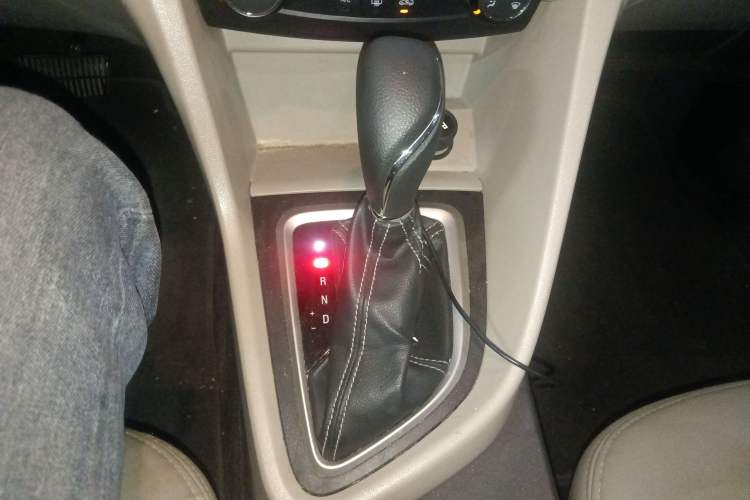 Used Buick GT 2016 15N Automatic Entry-Level Trim Gear Lever