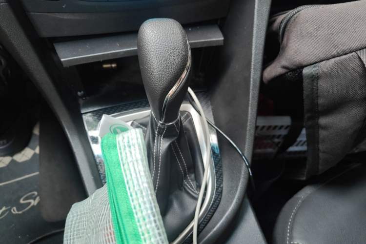 Used Buick GT 2016 15N Automatic Luxury Edition Gear Lever